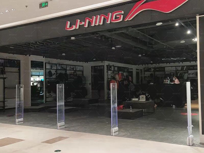 Το κατάστημα της μάρκας Li Ning εγκατέστησε κυβική ακουστική μαγνητική αντικλεπτική συσκευή AM9800